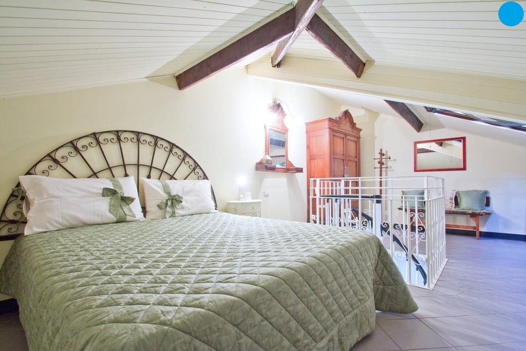 Case Vacanze Borgo Marina Imperia Kamer foto