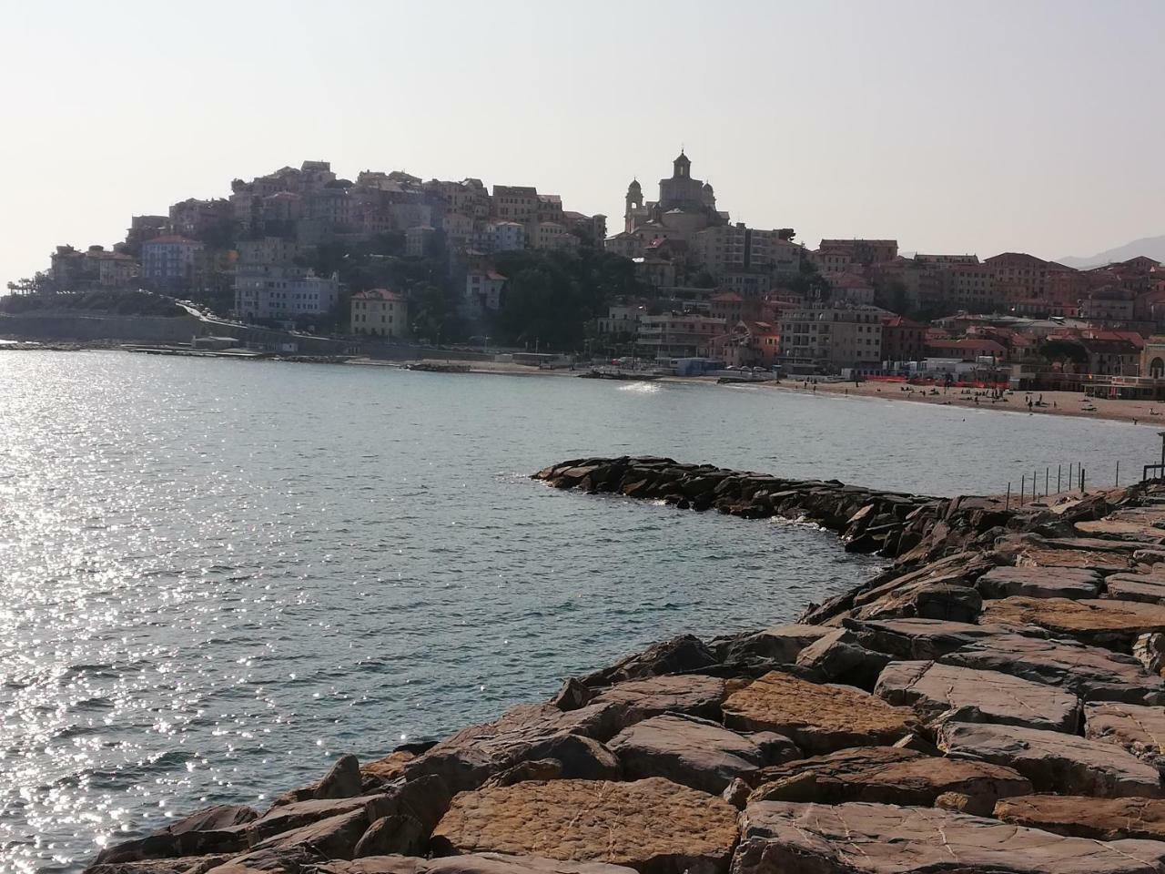 Case Vacanze Borgo Marina Imperia Buitenkant foto